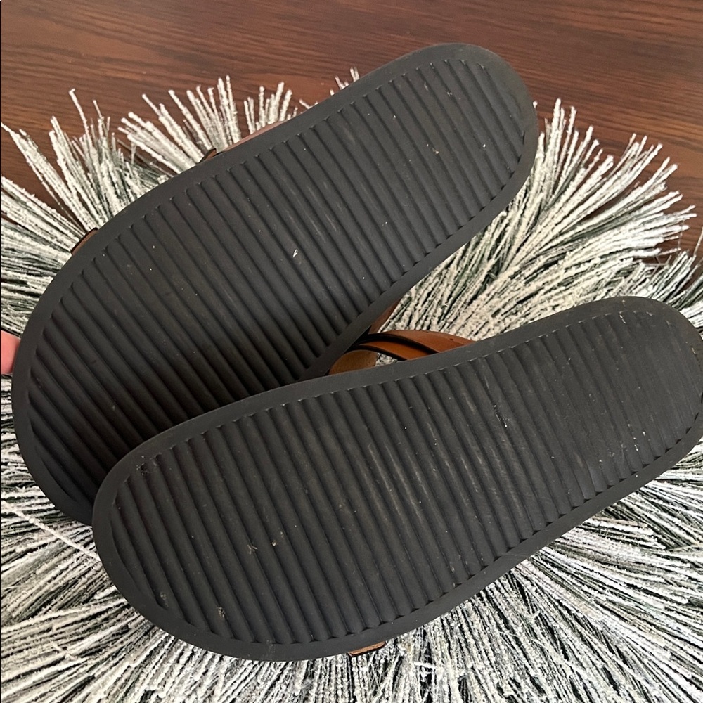 Steve Madden Tan Double Buckle Slides - Picture 4 of 6